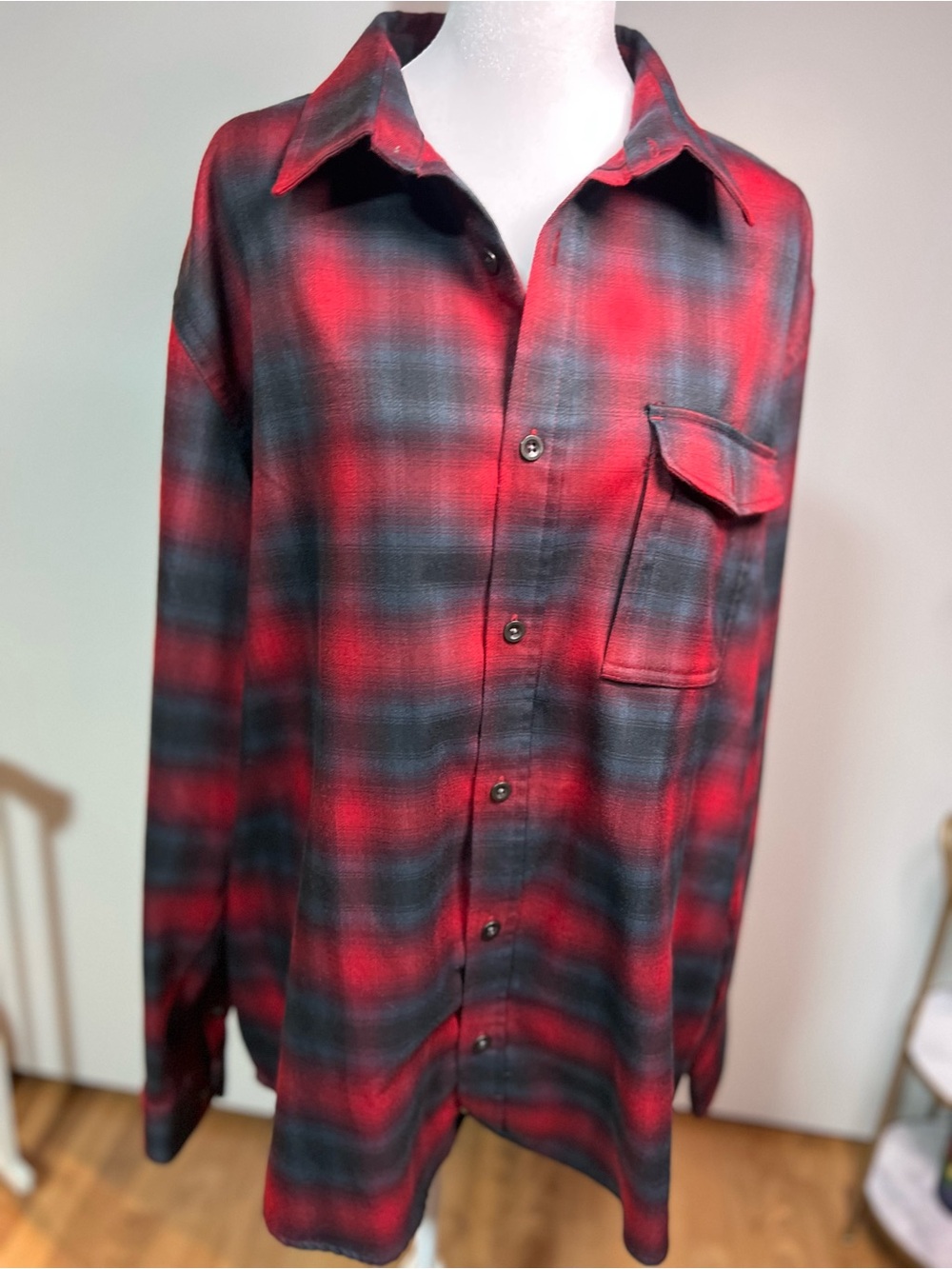 Swiss Tech Red and Black Plaid Casual Button-Down Shirt with Chest Pocket